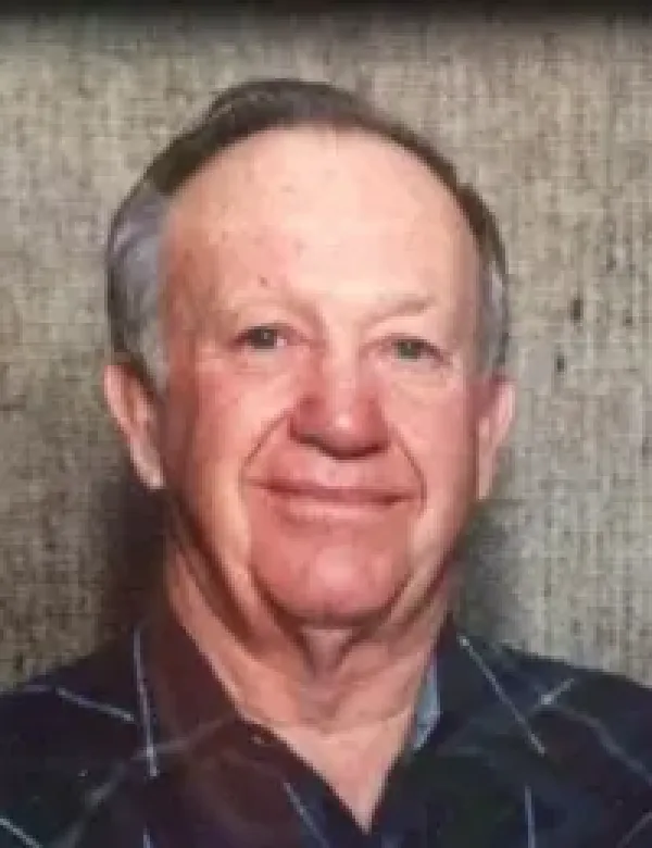 images/PHOTOS/owen%20kless%20murray.webp#joomlaImage://local-images/PHOTOS/owen kless murray.webp?width=200&height=260