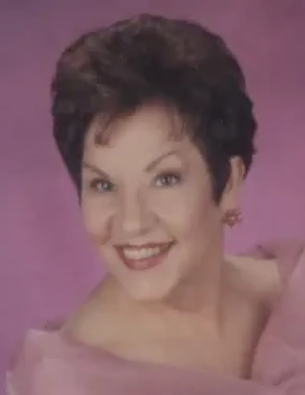 images/PHOTOS/lorene%20lori%20bright.webp#joomlaImage://local-images/PHOTOS/lorene lori bright.webp?width=189&height=245