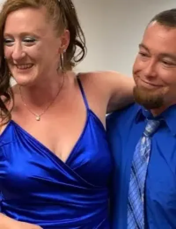 images/PHOTOS/scotty%20and%20tannesa%20abbott.webp#joomlaImage://local-images/PHOTOS/scotty and tannesa abbott.webp?width=200&height=260