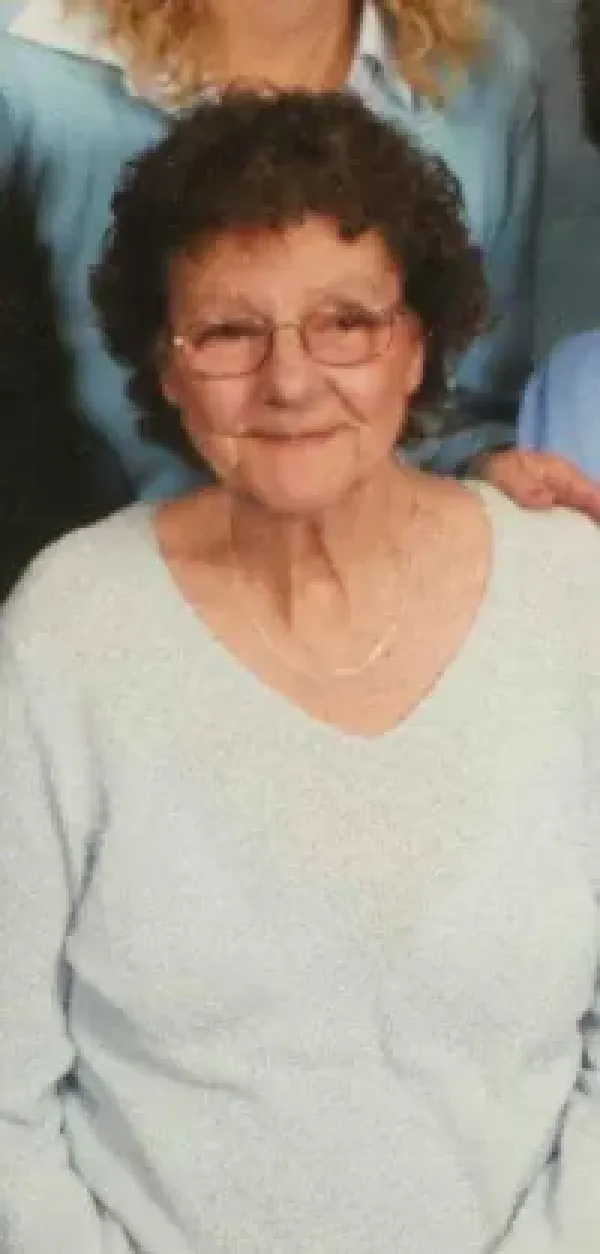 images/PHOTOS/lorena%20davies.webp#joomlaImage://local-images/PHOTOS/lorena davies.webp?width=200&height=418