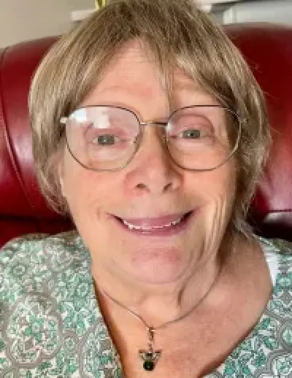 images/PHOTOS/honi%20olivia%20norene%20irish.webp#joomlaImage://local-images/PHOTOS/honi olivia norene irish.webp?width=200&height=259