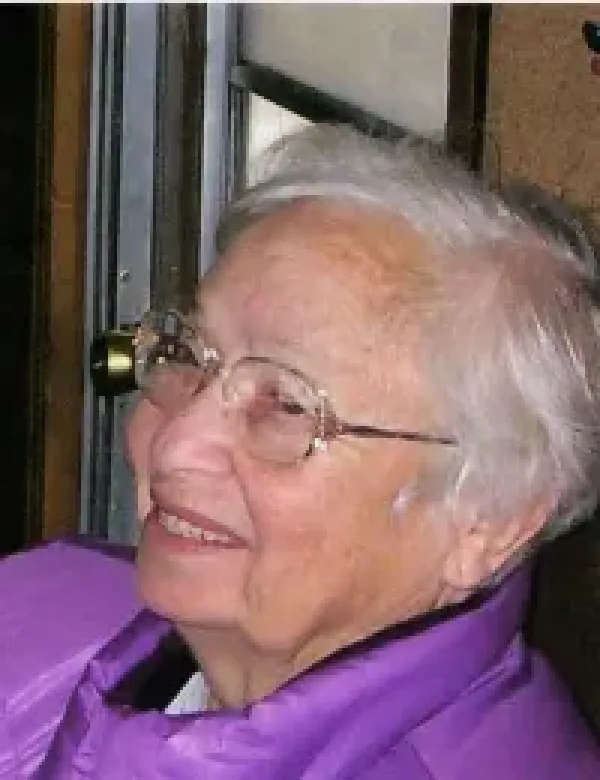 images/PHOTOS/louise%20workman.webp#joomlaImage://local-images/PHOTOS/louise workman.webp?width=200&height=260