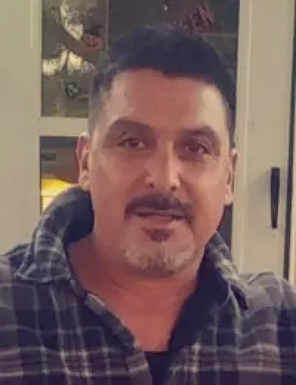 images/PHOTOS/david%20araujo%20sr.webp#joomlaImage://local-images/PHOTOS/david araujo sr.webp?width=200&height=260