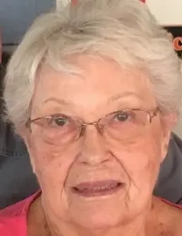 images/PHOTOS/viola%20merle%20smith.webp#joomlaImage://local-images/PHOTOS/viola merle smith.webp?width=200&height=259