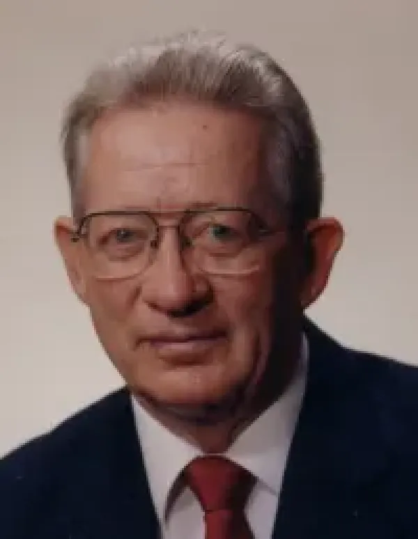 images/PHOTOS/ray%20phillip%20petterborg.webp#joomlaImage://local-images/PHOTOS/ray phillip petterborg.webp?width=200&height=258