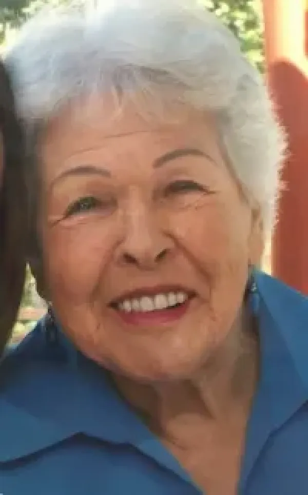 images/PHOTOS/alice%20lorraine%20boyce%20craig.webp#joomlaImage://local-images/PHOTOS/alice lorraine boyce craig.webp?width=200&height=322