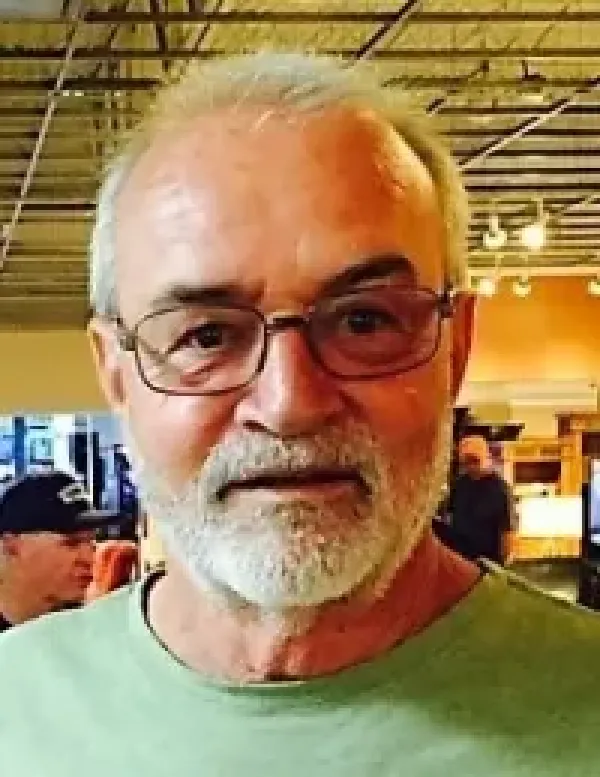 images/PHOTOS/steven%20jay%20porter.webp#joomlaImage://local-images/PHOTOS/steven jay porter.webp?width=200&height=259