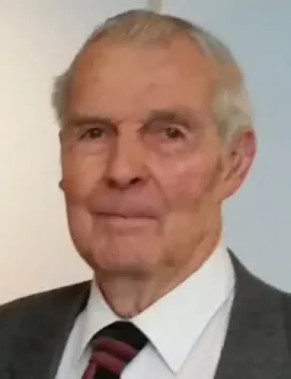 images/PHOTOS/darwin%20g%20pancheri.webp#joomlaImage://local-images/PHOTOS/darwin g pancheri.webp?width=200&height=260