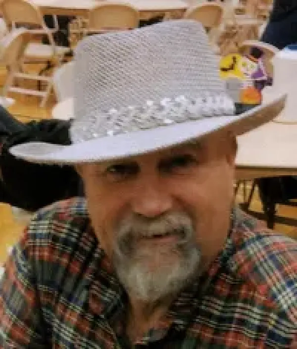 images/PHOTOS/kim%20w%20long.webp#joomlaImage://local-images/PHOTOS/kim w long.webp?width=200&height=235