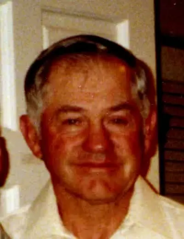 images/PHOTOS/Kenneth%20Frisch.webp#joomlaImage://local-images/PHOTOS/Kenneth Frisch.webp?width=200&height=260