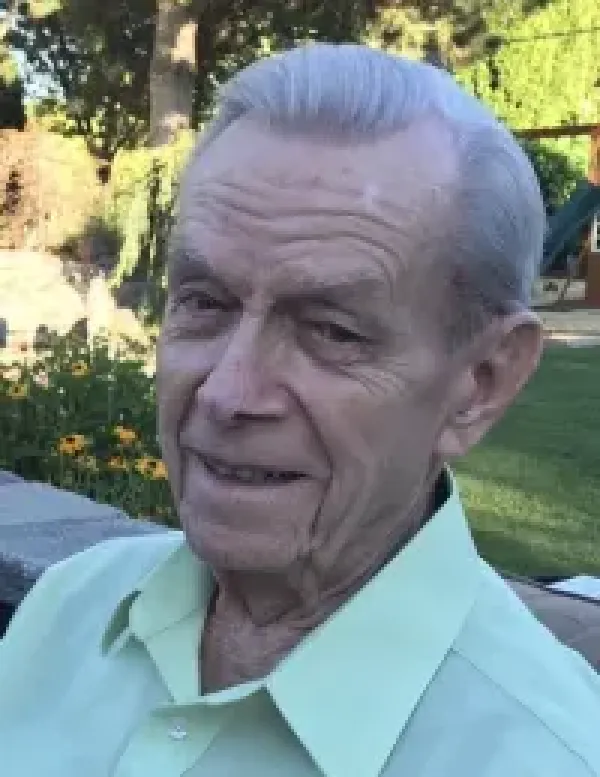 images/PHOTOS/thornton%20westley%20craig.webp#joomlaImage://local-images/PHOTOS/thornton westley craig.webp?width=200&height=259