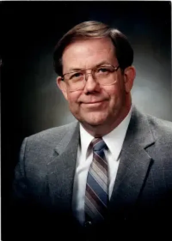 images/PHOTOS/glen%20cleverly.webp#joomlaImage://local-images/PHOTOS/glen cleverly.webp?width=200&height=281