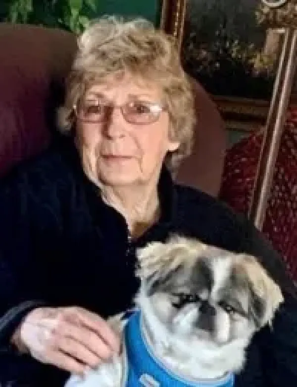 images/PHOTOS/sharon%20rae%20moon.webp#joomlaImage://local-images/PHOTOS/sharon rae moon.webp?width=200&height=260