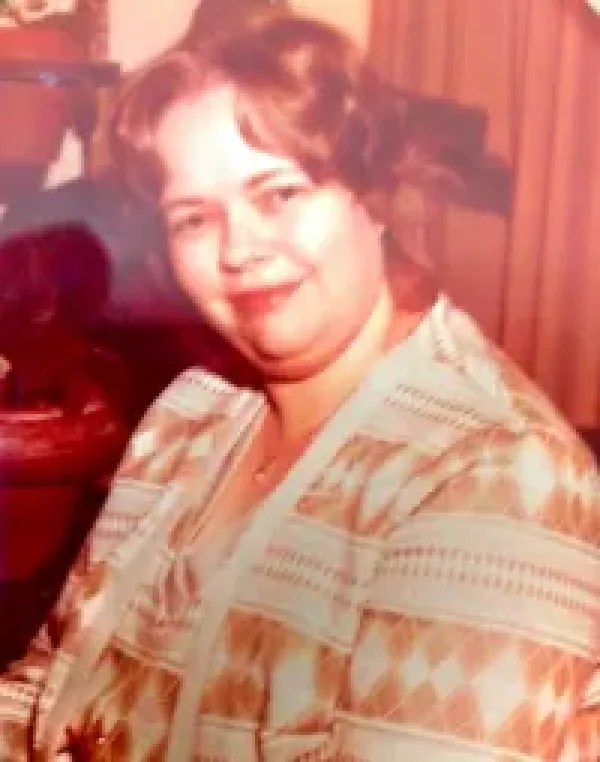 images/PHOTOS/ruth%20anne%20bowden.webp#joomlaImage://local-images/PHOTOS/ruth anne bowden.webp?width=200&height=254