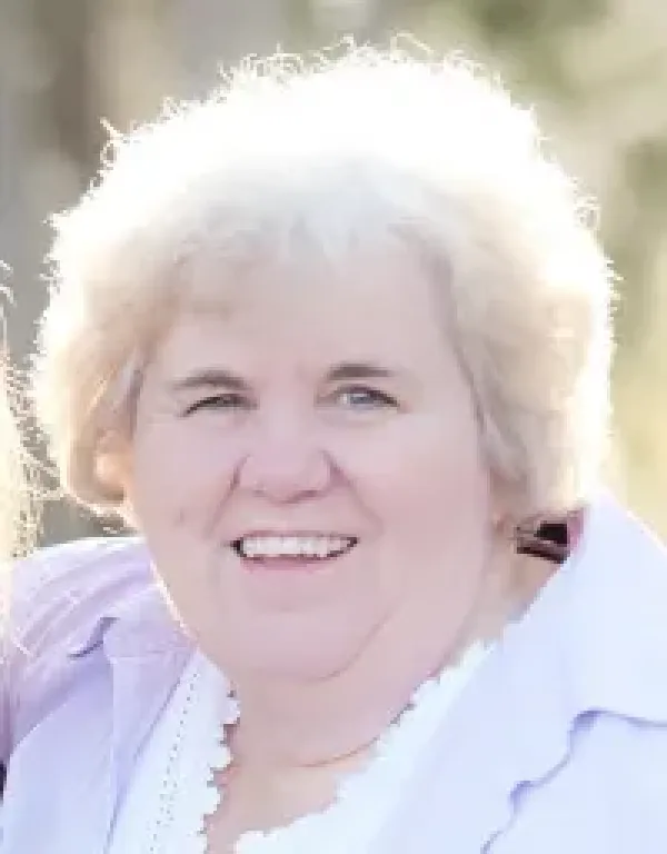 images/PHOTOS/janis%20martindale.webp#joomlaImage://local-images/PHOTOS/janis martindale.webp?width=200&height=256