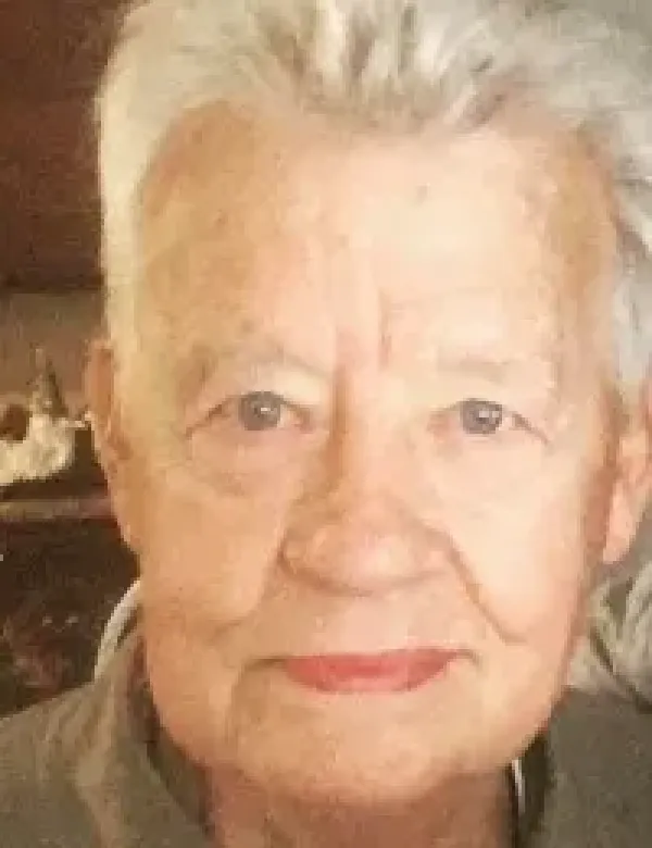 images/PHOTOS/lynn%20herl%20loveland.webp#joomlaImage://local-images/PHOTOS/lynn herl loveland.webp?width=200&height=260