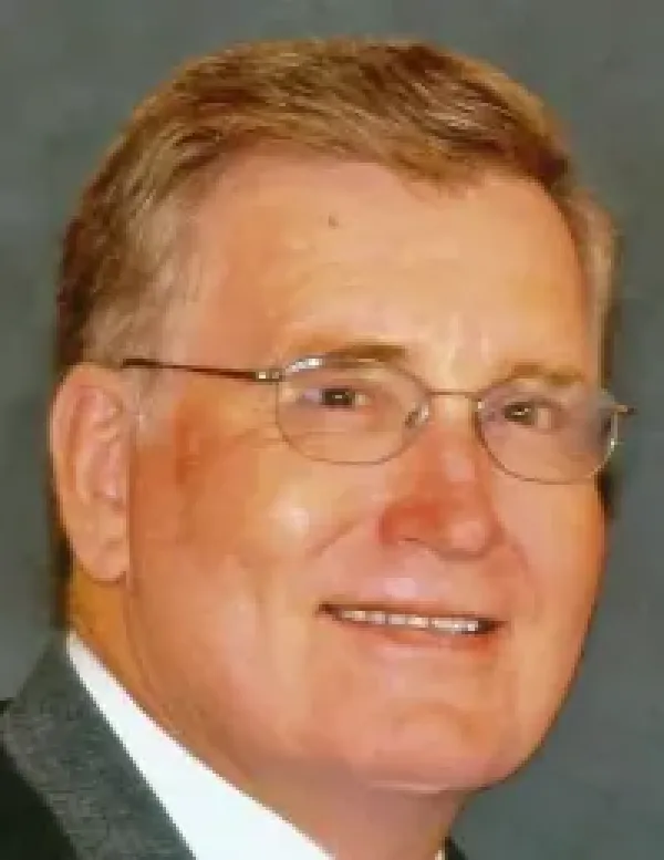 images/PHOTOS/rae%20e%20jensen.webp#joomlaImage://local-images/PHOTOS/rae e jensen.webp?width=200&height=259