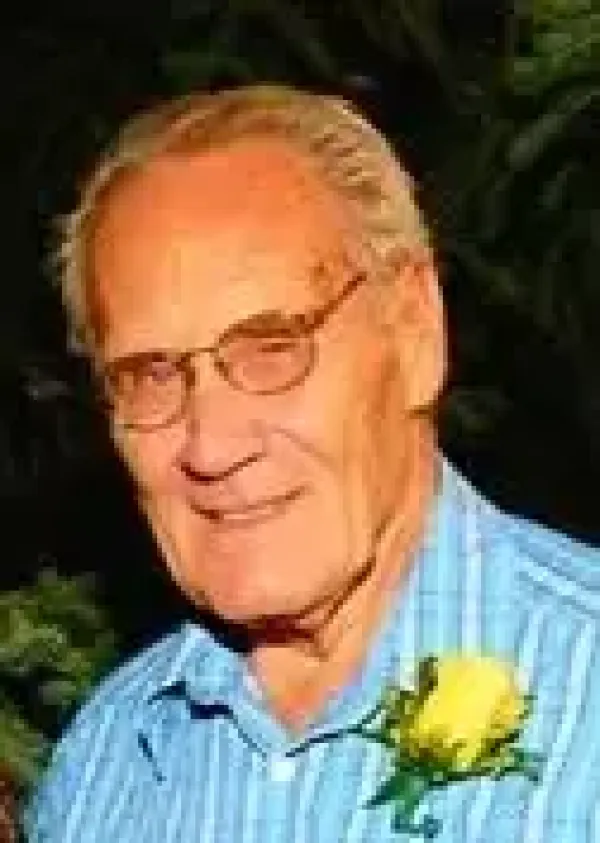 images/PHOTOS/james%20roland%20goff.webp#joomlaImage://local-images/PHOTOS/james roland goff.webp?width=126&height=177